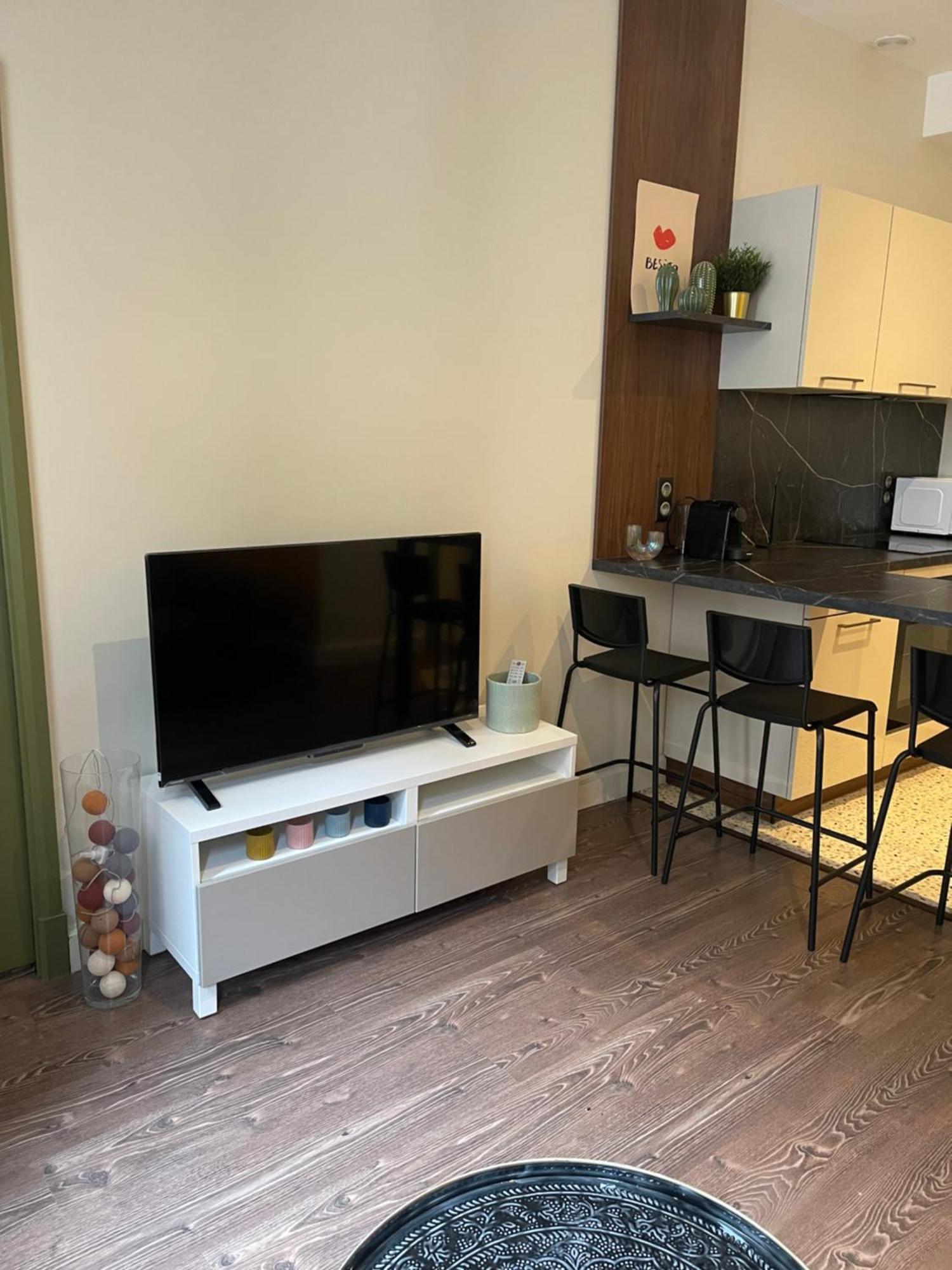 Appartement Au Coeur Du Centre Ville De Каркассонн Екстер'єр фото